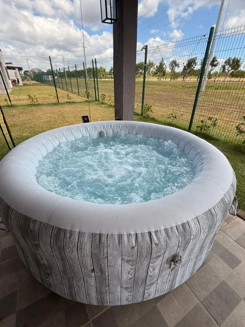 Baño de burbujas privado en la casa Sagrada Brisa