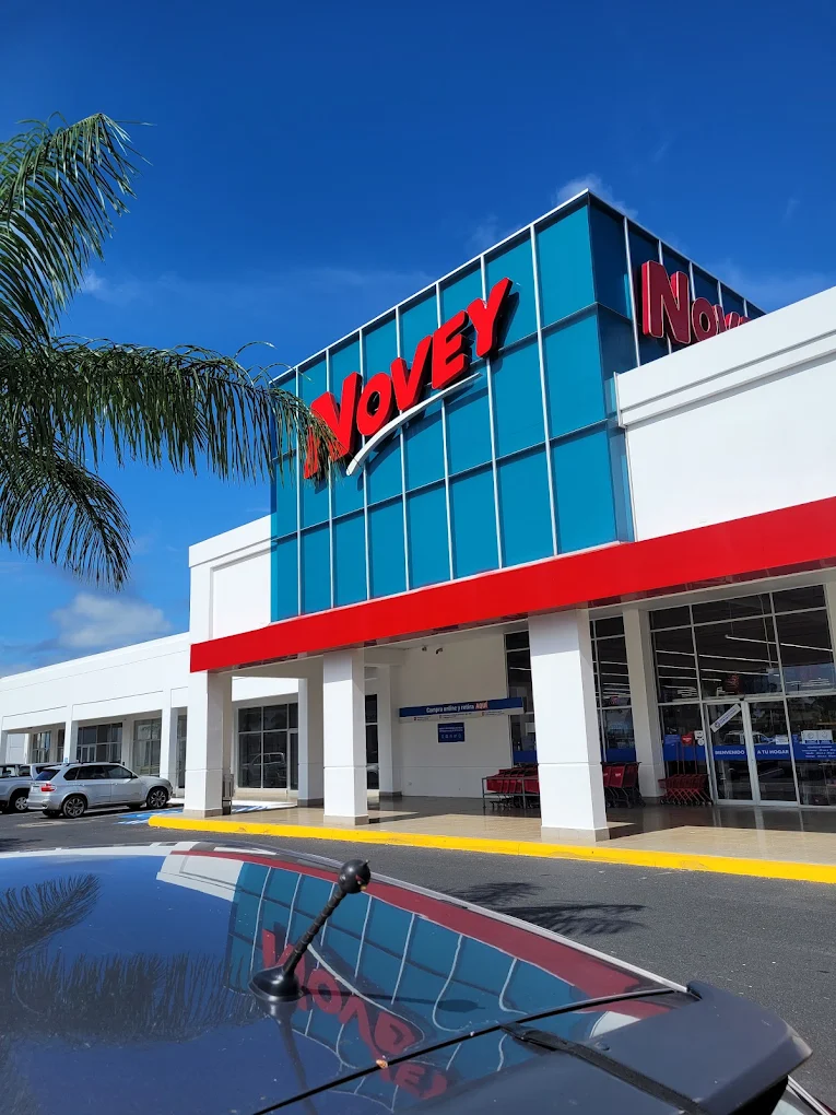 Novey ferretería y tienda del hogar cerca de Río Hato, Panamá